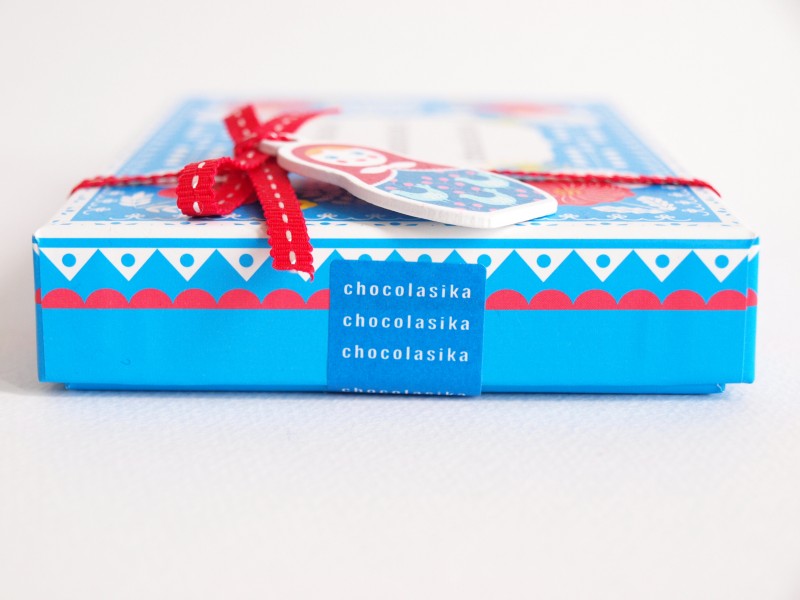 メリーチョコレートのバレンタインチョコ「ショコラーシカ」2015年パッケージ