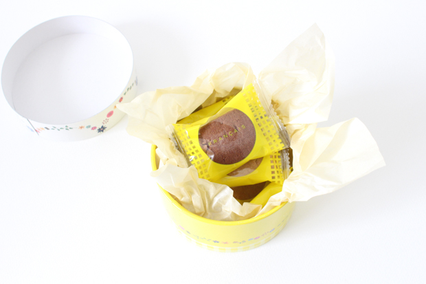 布川愛子さんがイラストを描くフランセのホワイトデー限定パッケージ