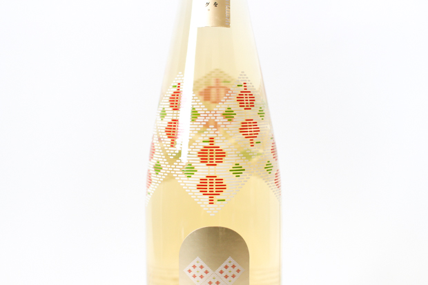 りんごスパークリングジュース「apprimo（アプリモ）」