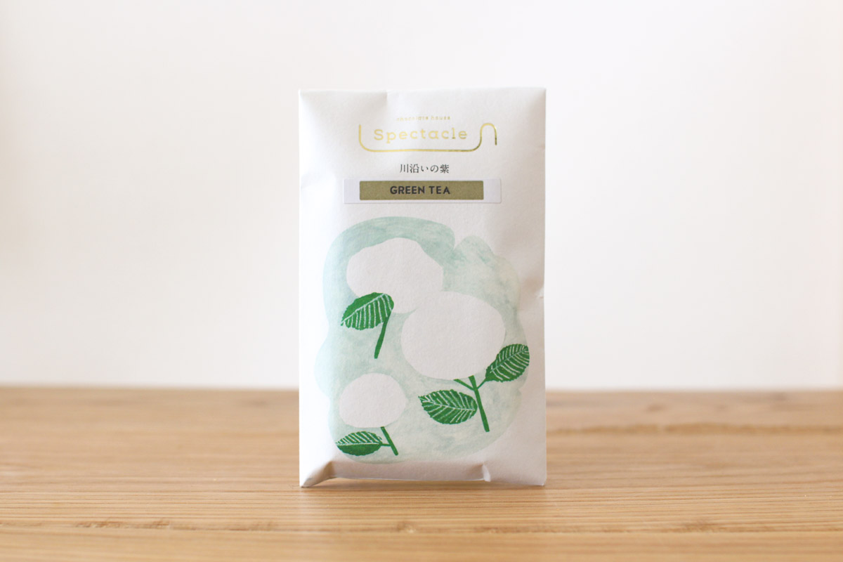 Spectacle「川沿いの紫」