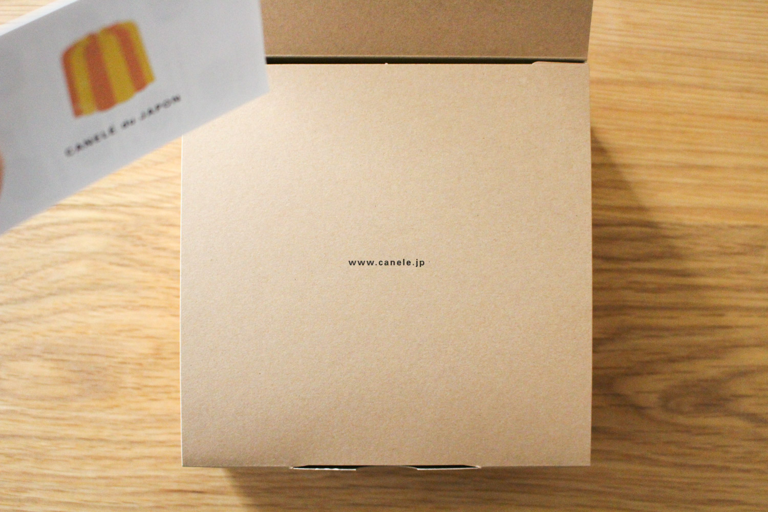 カヌレ堂のパイナップルケーキ